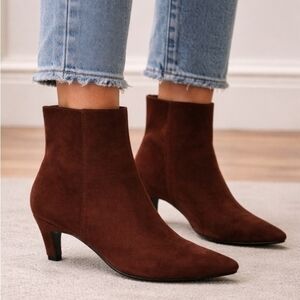 Universal Thread Rich Brown Ankle Boots